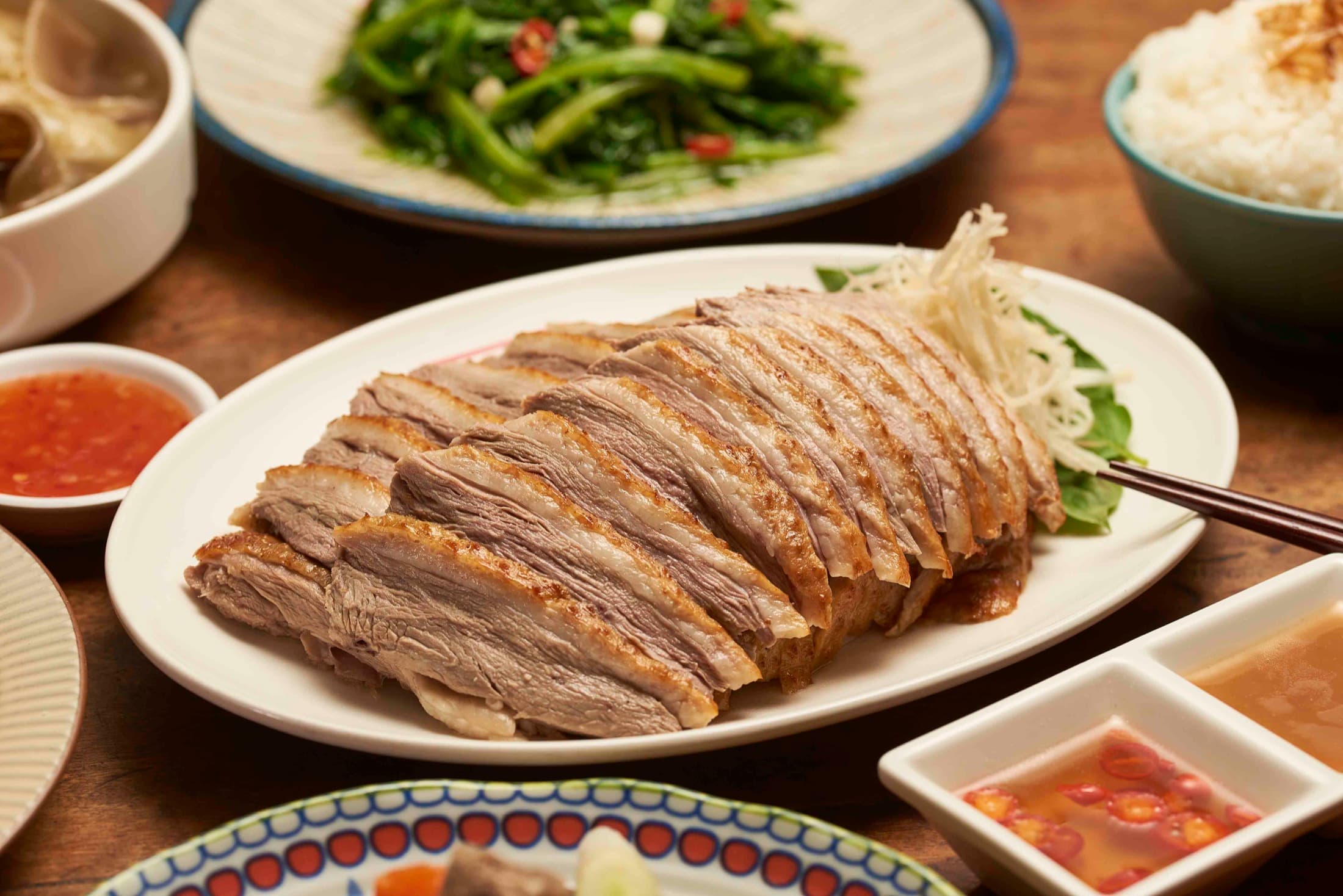 鵝肉川 光復店老街鵝肉の切り盛りとタレ